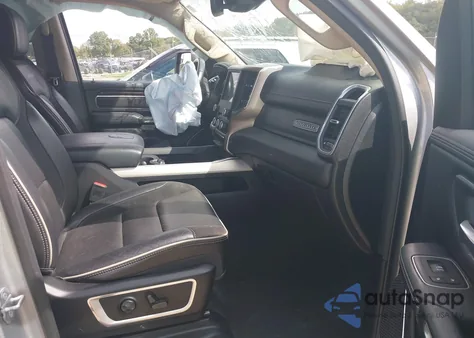 2021 Ram 1500 Laramie 4X4 5'7 Box из США, поврежденный, VIN 1C6SRFJT0MN810027